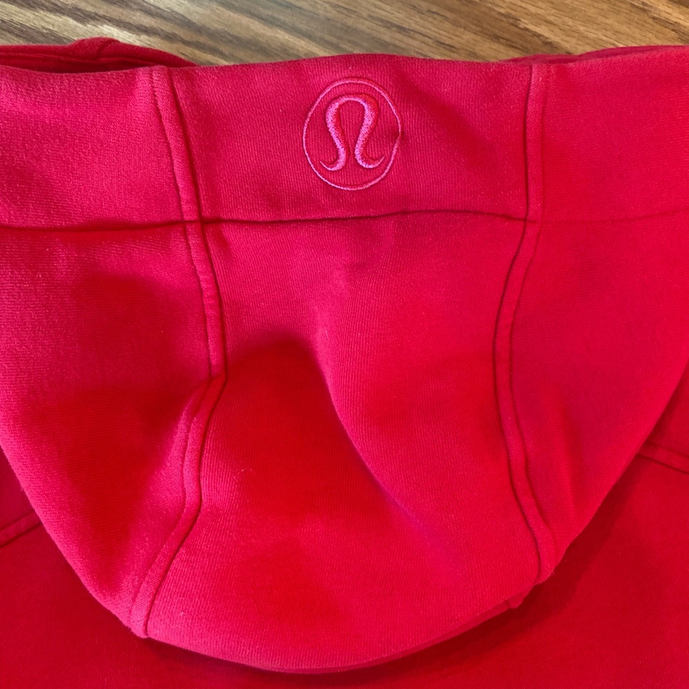 ****Sold****Lululemon red Scuba full zip hoodie sz 10